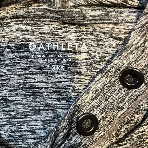 ATHLETA Hooded Pullover Long Sleeved Knit Shirt
Gray Women's Size XXS - Picture 4 of 4